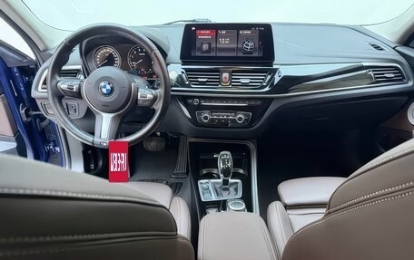 BMW 1 серия, 2022 год, 2 290 000 рублей, 7 фотография