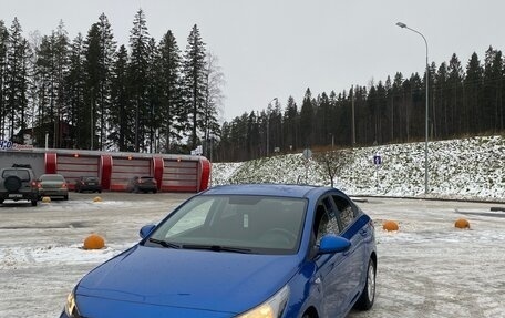 Hyundai Solaris II рестайлинг, 2021 год, 1 500 000 рублей, 1 фотография