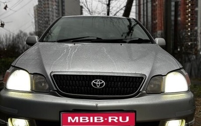 Toyota Gaia, 2003 год, 700 000 рублей, 1 фотография