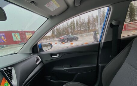 Hyundai Solaris II рестайлинг, 2021 год, 1 500 000 рублей, 27 фотография