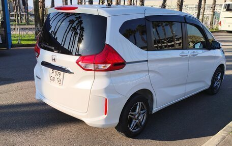 Honda Freed II, 2021 год, 2 400 000 рублей, 8 фотография