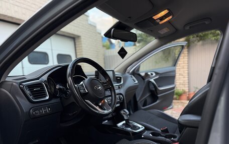 KIA cee'd III, 2019 год, 1 800 000 рублей, 5 фотография