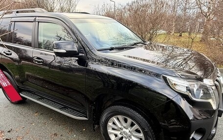 Toyota Land Cruiser Prado 150 рестайлинг 2, 2015 год, 3 650 000 рублей, 8 фотография