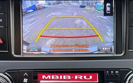 Toyota Land Cruiser Prado 150 рестайлинг 2, 2015 год, 3 650 000 рублей, 26 фотография