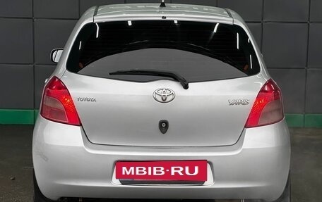 Toyota Yaris III рестайлинг, 2007 год, 619 000 рублей, 7 фотография