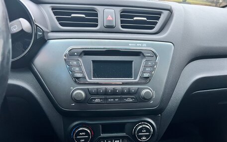 KIA Rio III рестайлинг, 2013 год, 995 000 рублей, 17 фотография