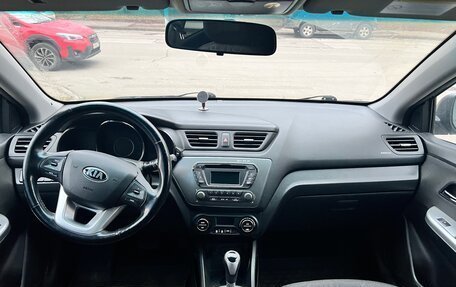 KIA Rio III рестайлинг, 2013 год, 995 000 рублей, 26 фотография