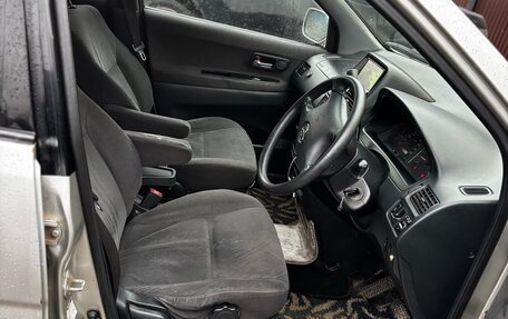 Toyota Gaia, 2003 год, 700 000 рублей, 15 фотография