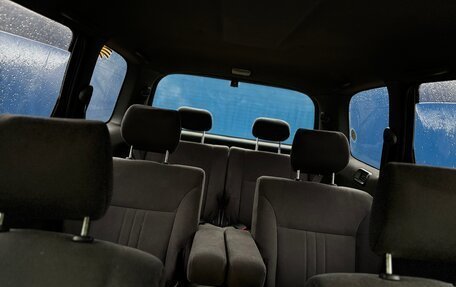 Toyota Gaia, 2003 год, 700 000 рублей, 19 фотография