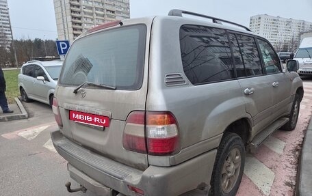 Toyota Land Cruiser 100 рестайлинг 2, 2006 год, 1 500 000 рублей, 3 фотография