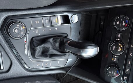 Volkswagen Tiguan II, 2017 год, 2 550 000 рублей, 12 фотография