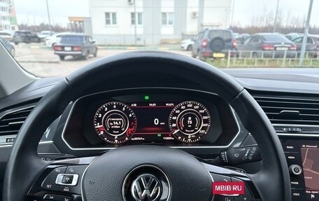 Volkswagen Tiguan II, 2017 год, 2 550 000 рублей, 14 фотография