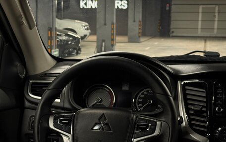 Mitsubishi L200 IV рестайлинг, 2018 год, 2 395 000 рублей, 8 фотография