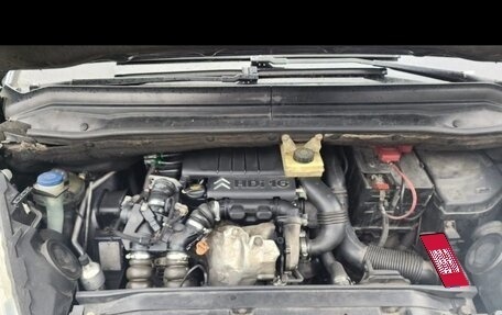 Citroen C4 Picasso II рестайлинг, 2007 год, 650 000 рублей, 4 фотография