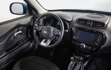 KIA Soul II рестайлинг, 2018 год, 1 589 000 рублей, 7 фотография