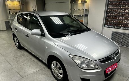 Hyundai i30 I, 2009 год, 550 000 рублей, 3 фотография