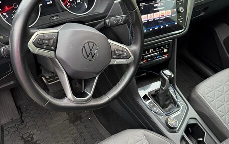 Volkswagen Tiguan II, 2021 год, 3 599 000 рублей, 16 фотография