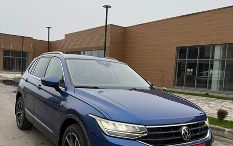 Volkswagen Tiguan II, 2021 год, 3 599 000 рублей, 14 фотография