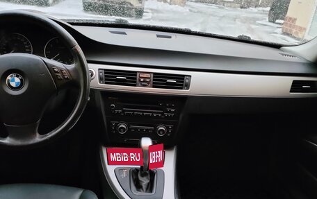 BMW 3 серия, 2007 год, 1 050 000 рублей, 12 фотография