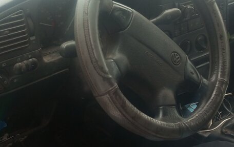 Volkswagen Passat B4, 1994 год, 70 000 рублей, 4 фотография