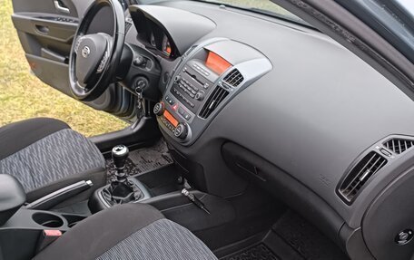 KIA cee'd I рестайлинг, 2009 год, 650 000 рублей, 13 фотография