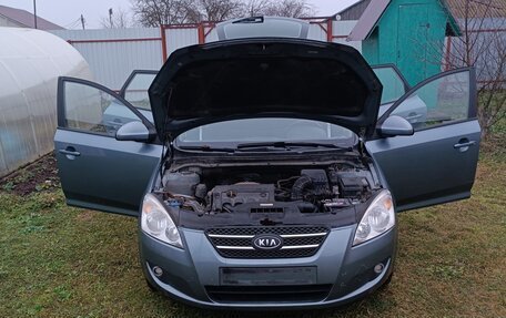 KIA cee'd I рестайлинг, 2009 год, 650 000 рублей, 18 фотография