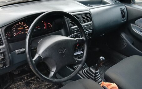 Nissan Almera, 1997 год, 100 000 рублей, 6 фотография