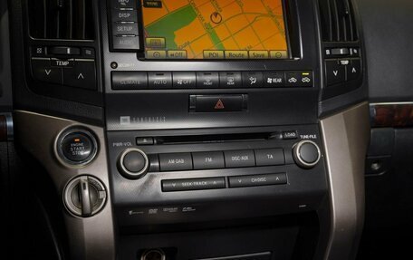 Toyota Land Cruiser 200, 2011 год, 4 200 000 рублей, 17 фотография