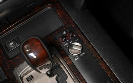 Toyota Land Cruiser 200, 2011 год, 4 200 000 рублей, 20 фотография