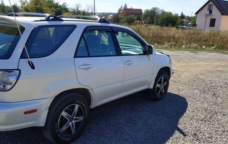 Lexus RX IV рестайлинг, 2000 год, 980 000 рублей, 10 фотография