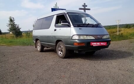 Toyota Lite Ace IV, 1994 год, 400 000 рублей, 2 фотография
