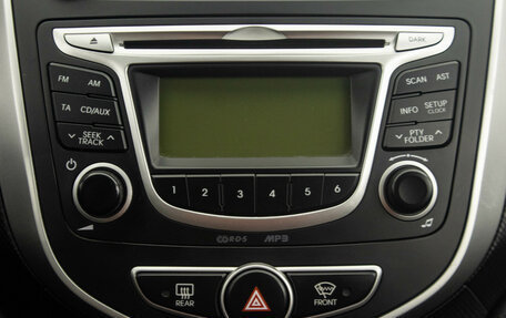 Hyundai Solaris II рестайлинг, 2014 год, 899 000 рублей, 19 фотография