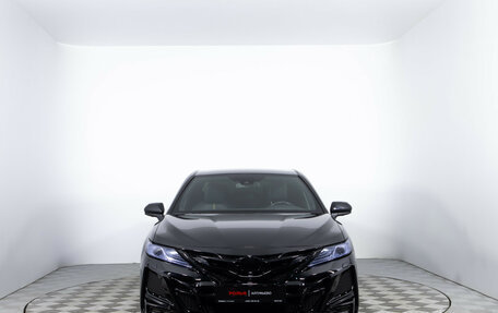 Toyota Camry, 2020 год, 3 260 000 рублей, 2 фотография