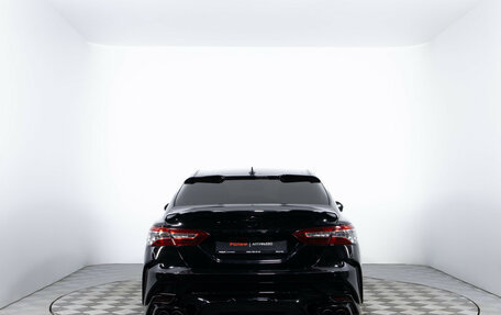 Toyota Camry, 2020 год, 3 260 000 рублей, 6 фотография