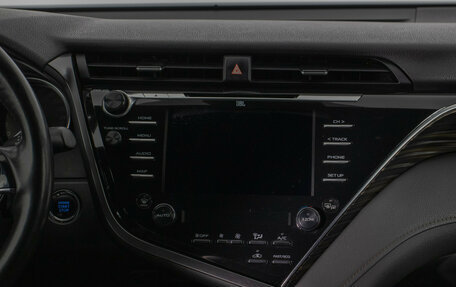 Toyota Camry, 2020 год, 3 260 000 рублей, 14 фотография