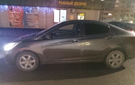 Hyundai Solaris II рестайлинг, 2011 год, 765 000 рублей, 5 фотография