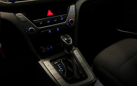 Hyundai Elantra VI рестайлинг, 2016 год, 1 340 000 рублей, 14 фотография