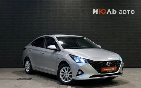 Hyundai Solaris II рестайлинг, 2021 год, 1 370 000 рублей, 4 фотография