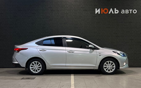 Hyundai Solaris II рестайлинг, 2021 год, 1 370 000 рублей, 5 фотография