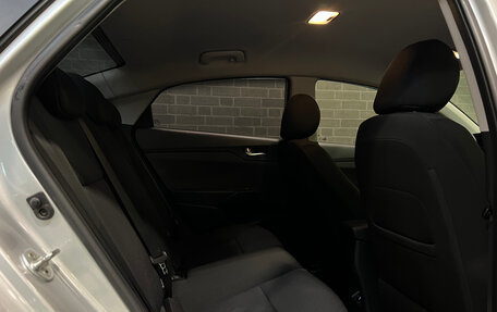 Hyundai Solaris II рестайлинг, 2021 год, 1 370 000 рублей, 12 фотография