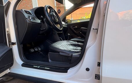 Volkswagen Polo VI (EU Market), 2011 год, 450 000 рублей, 6 фотография