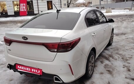 KIA Rio IV, 2021 год, 1 300 000 рублей, 4 фотография