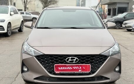 Hyundai Solaris II рестайлинг, 2021 год, 1 670 000 рублей, 2 фотография