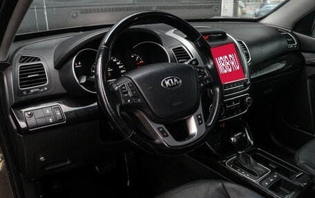 KIA Sorento II рестайлинг, 2013 год, 1 565 000 рублей, 14 фотография