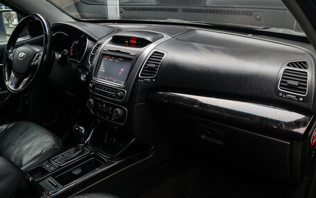 KIA Sorento II рестайлинг, 2013 год, 1 565 000 рублей, 25 фотография