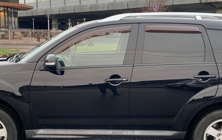 Mitsubishi Outlander III рестайлинг 3, 2010 год, 890 000 рублей, 1 фотография