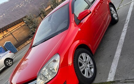 Opel Astra H, 2008 год, 650 000 рублей, 2 фотография