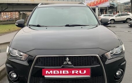 Mitsubishi Outlander III рестайлинг 3, 2010 год, 890 000 рублей, 3 фотография