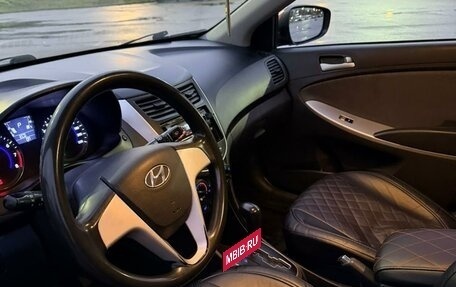 Hyundai Solaris II рестайлинг, 2013 год, 650 000 рублей, 12 фотография