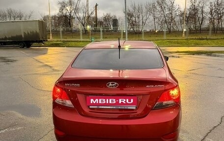 Hyundai Solaris II рестайлинг, 2013 год, 650 000 рублей, 10 фотография